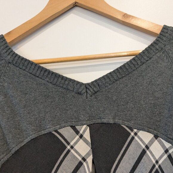 Prana Top Women's Medium Charcoal Colorblock Natalia Sweater Plaid Long Sleeve - Picture 9 of 13